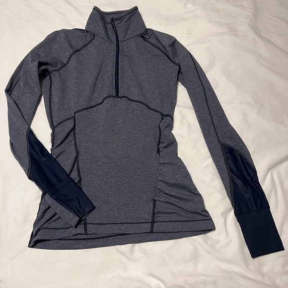 Lululemon Kriss Cross 1/2 Zip - Picture 5 of 15